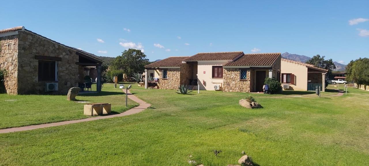 Li Suari Club Village San Teodoro  Exteriör bild