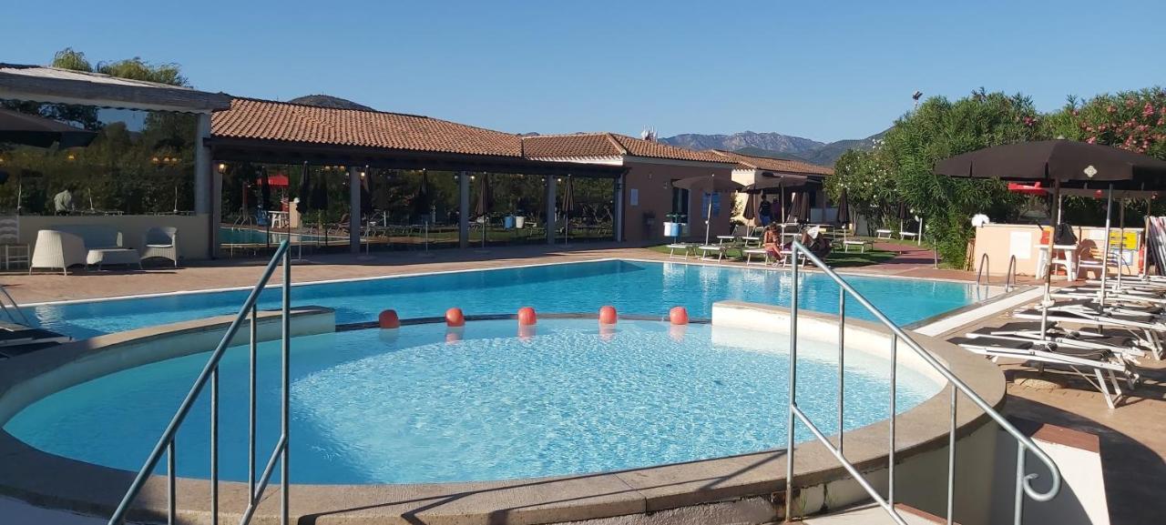 Li Suari Club Village San Teodoro  Exteriör bild