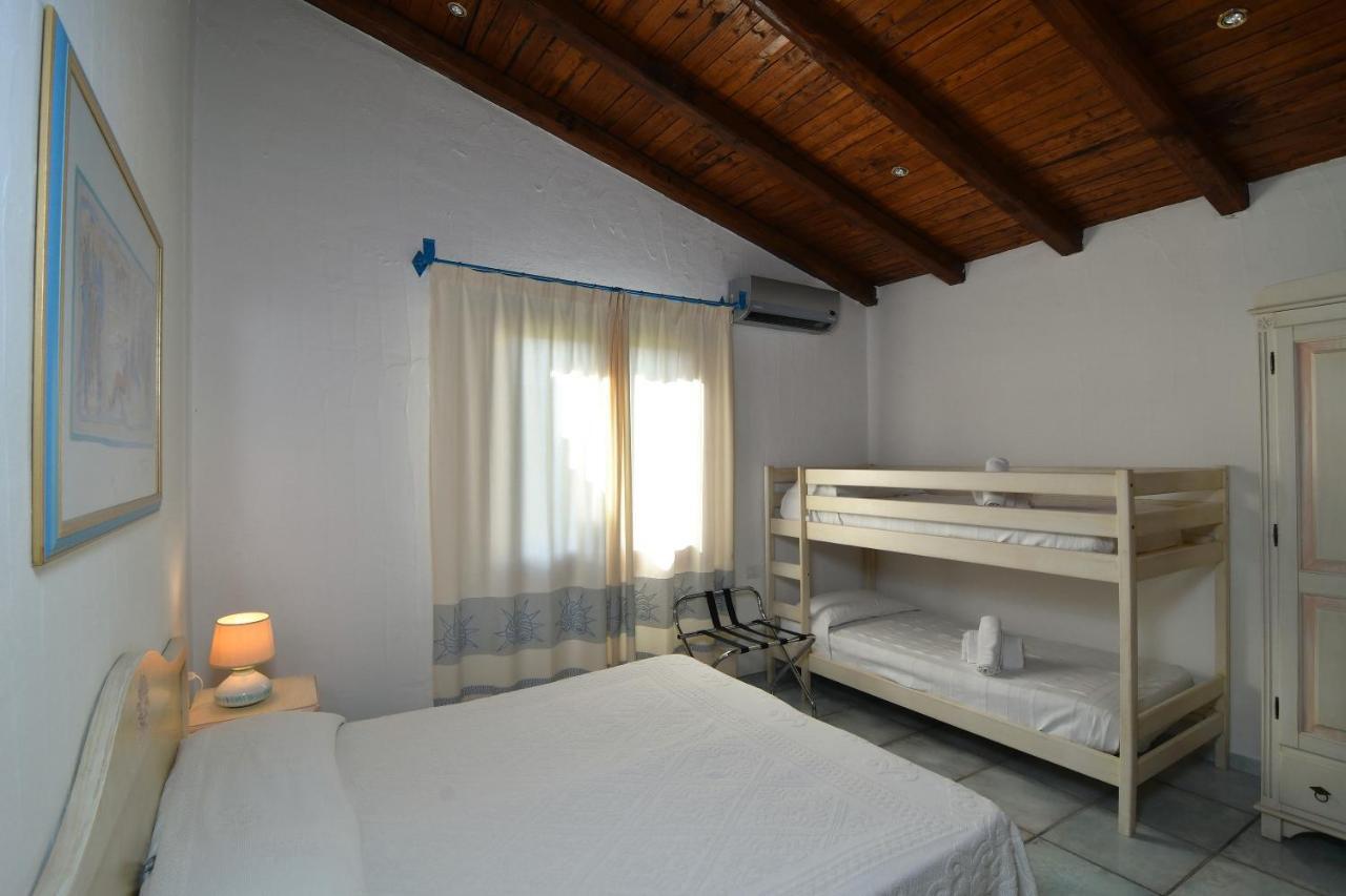 Li Suari Club Village San Teodoro  Exteriör bild