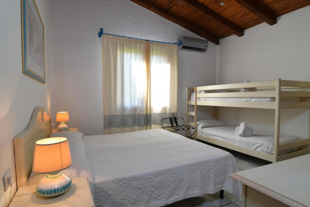 Li Suari Club Village San Teodoro  Exteriör bild
